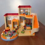 playmobil kindergarten