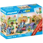 playmobil kindergarten